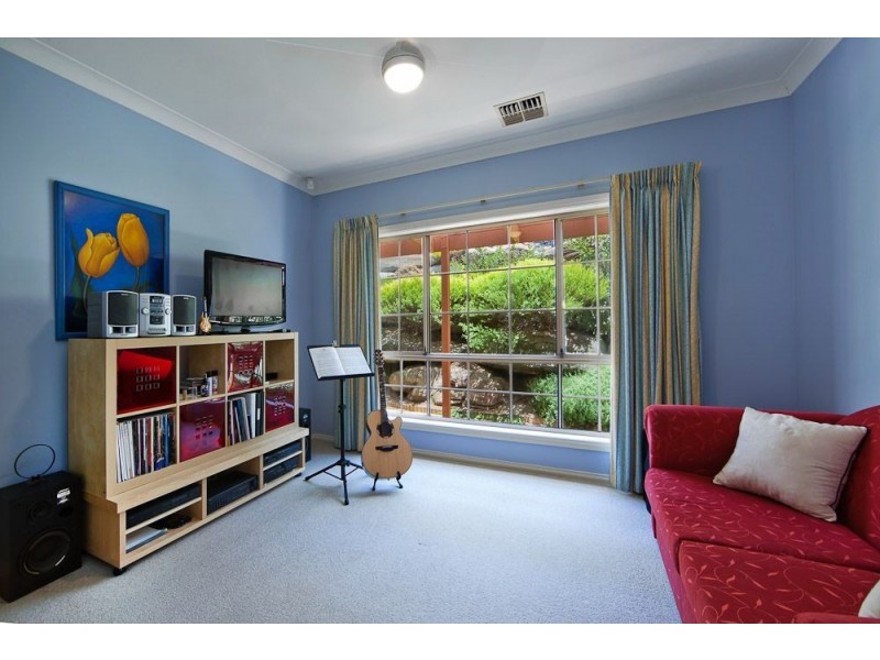 63 Military Road, Tennyson SA 5022