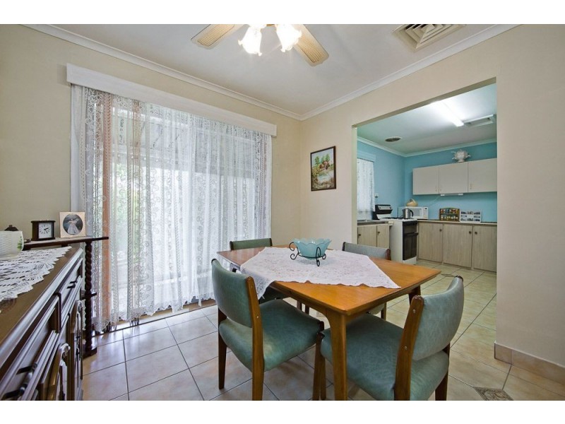 22 Filmer Avenue, Para Hills SA 5096