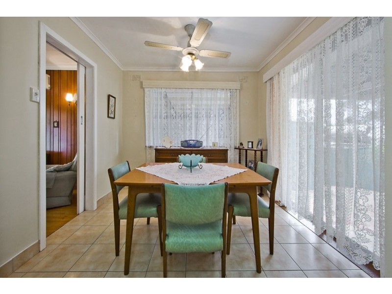 22 Filmer Avenue, Para Hills SA 5096