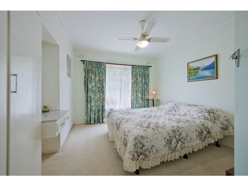 22 Filmer Avenue, Para Hills SA 5096