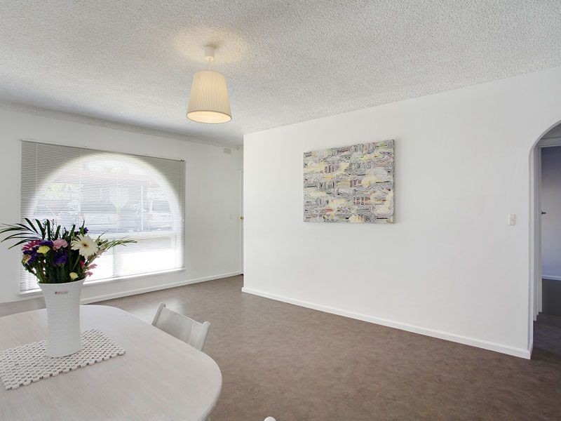 2/9a Clark Terrace, Seaton SA 5023