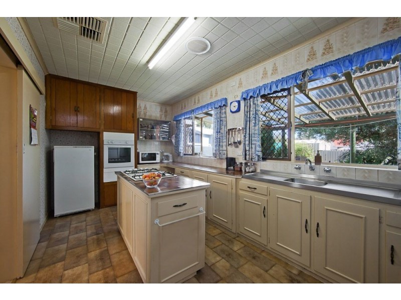 7 Leabrook Drive, Para Hills SA 5096
