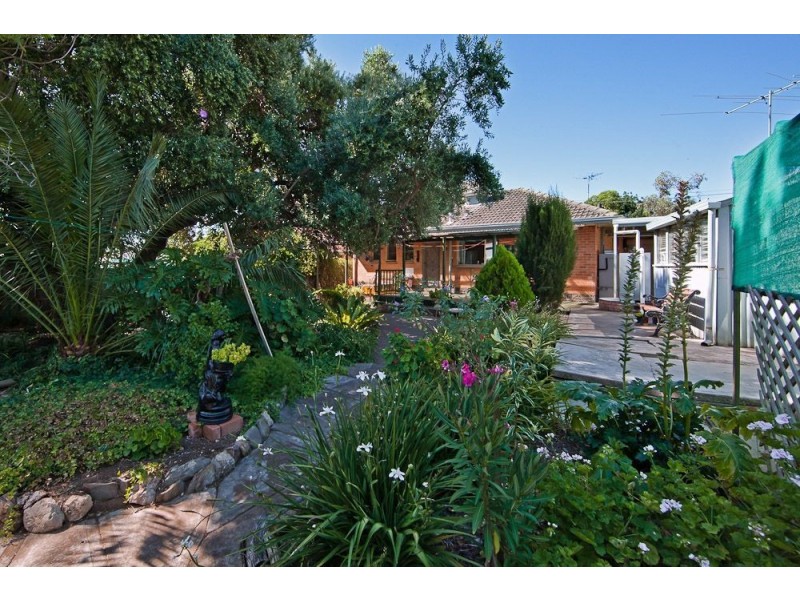7 Leabrook Drive, Para Hills SA 5096