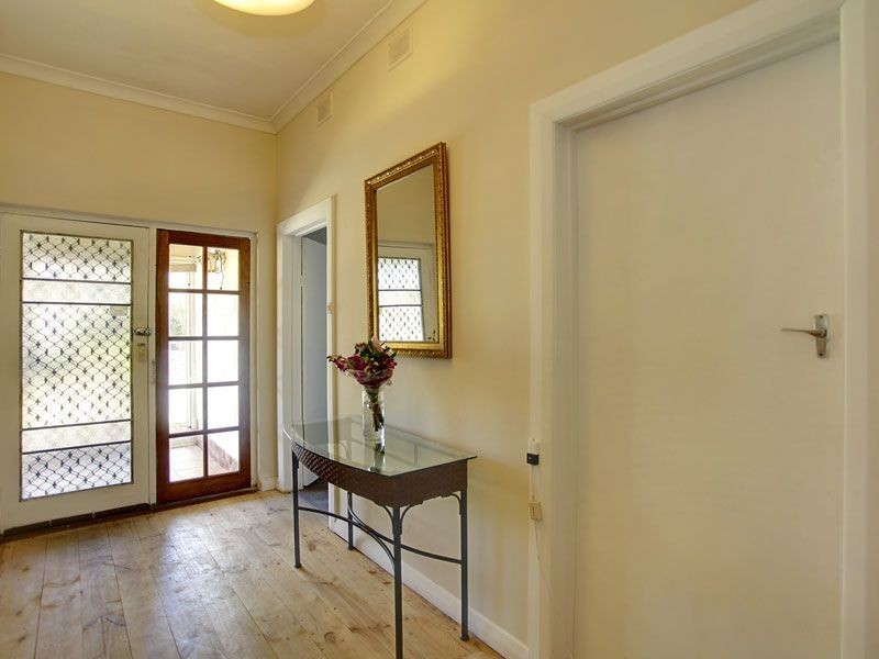 16 Sanderson Street, Peterhead SA 5016