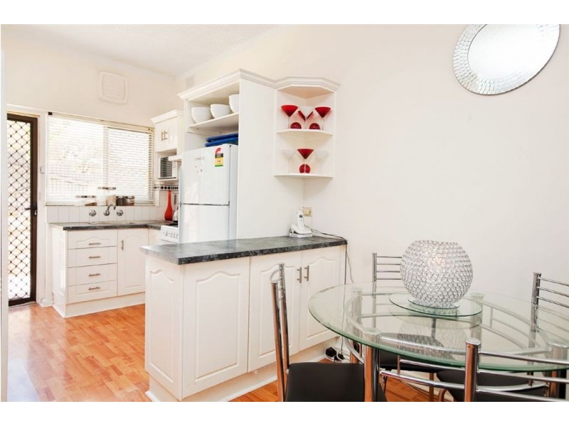 3/172 Seaview Road, Henley Beach South SA 5022