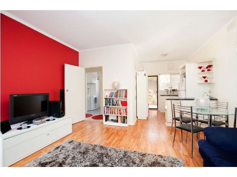 3/172 Seaview Road, Henley Beach South SA 5022