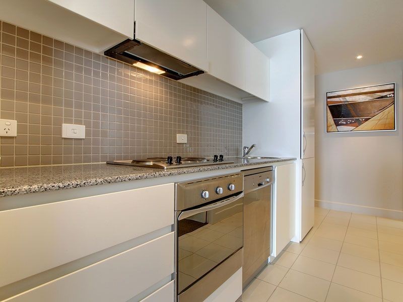509/16 Holdfast Promenade, Glenelg SA 5045