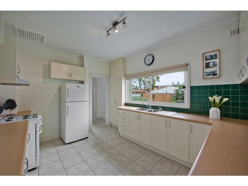 37 Hazel Terrace, Henley Beach South SA 5022