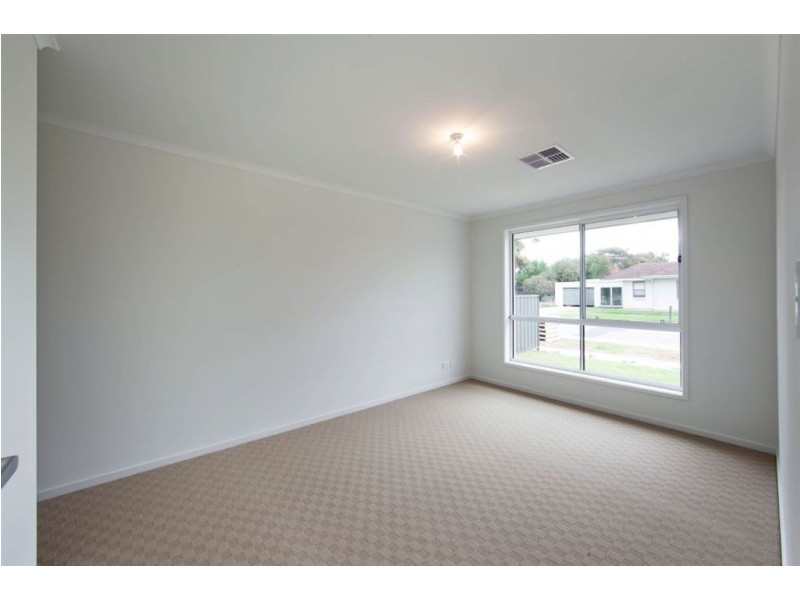 12A Morley Road, Seaton SA 5023
