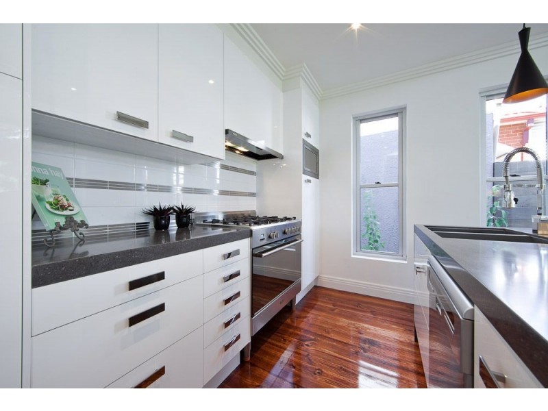 7 East Terrace, Henley Beach SA 5022