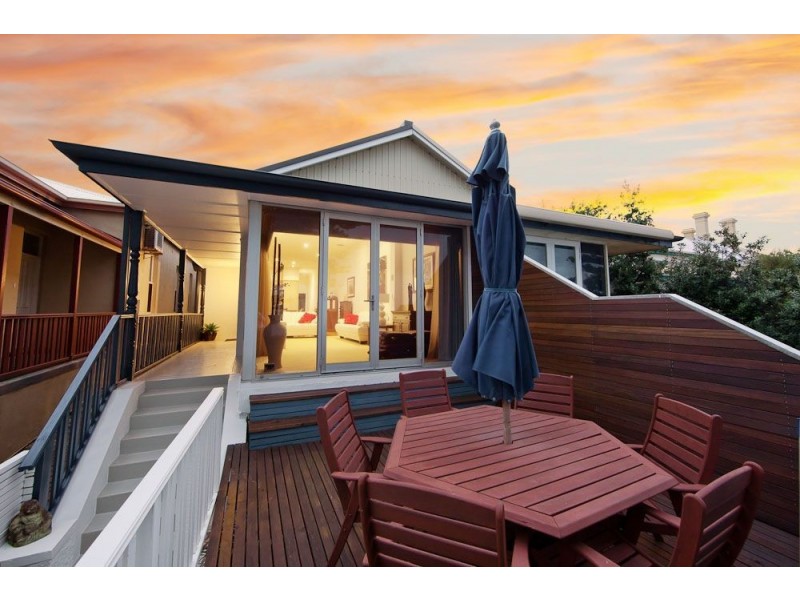 235 Esplanade, Henley Beach SA 5022