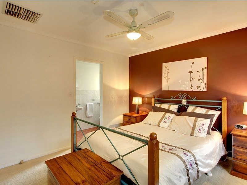 4 Niblic Court, Grange SA 5022