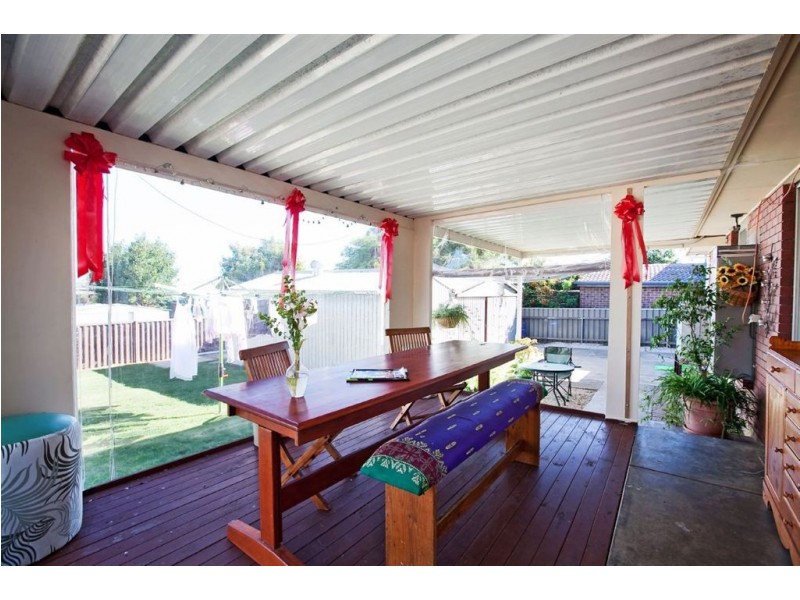 21 Hele Crescent, Trott Park SA 5158