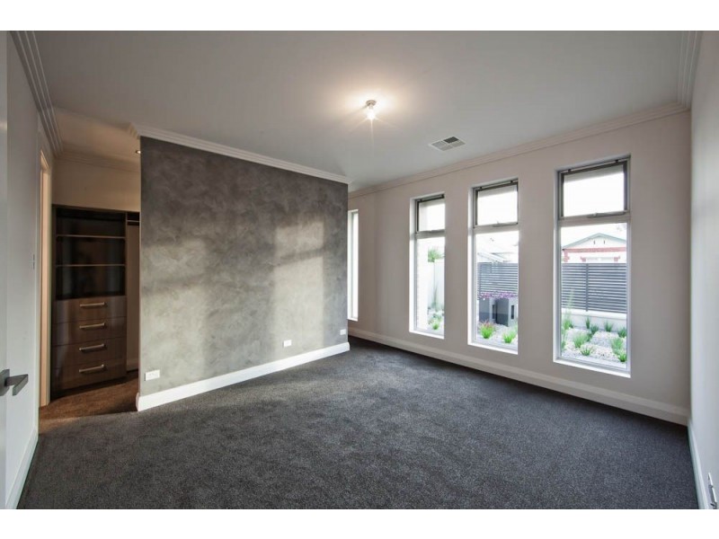 22 Swanwick Street, Henley Beach SA 5022