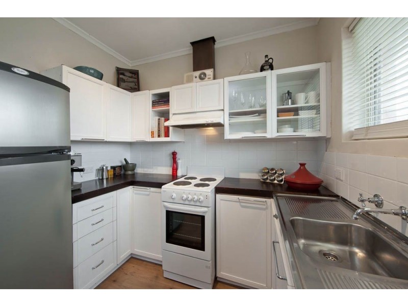 14/5A Henley Beach Road, Henley Beach South SA 5022