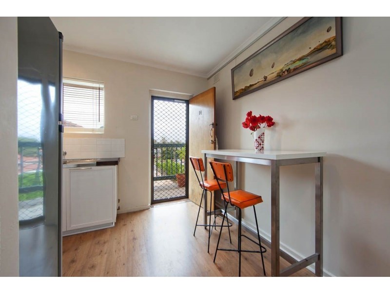 14/5A Henley Beach Road, Henley Beach South SA 5022