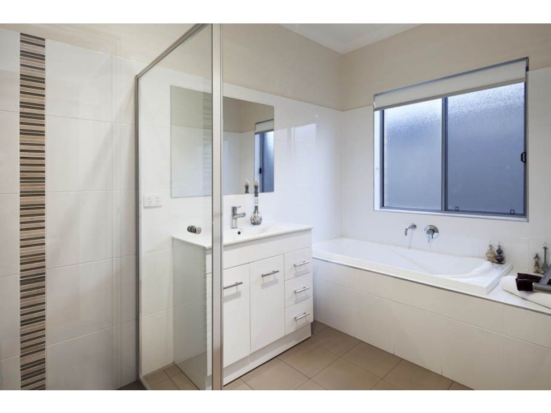 35 Drake Avenue, Flinders Park SA 5025