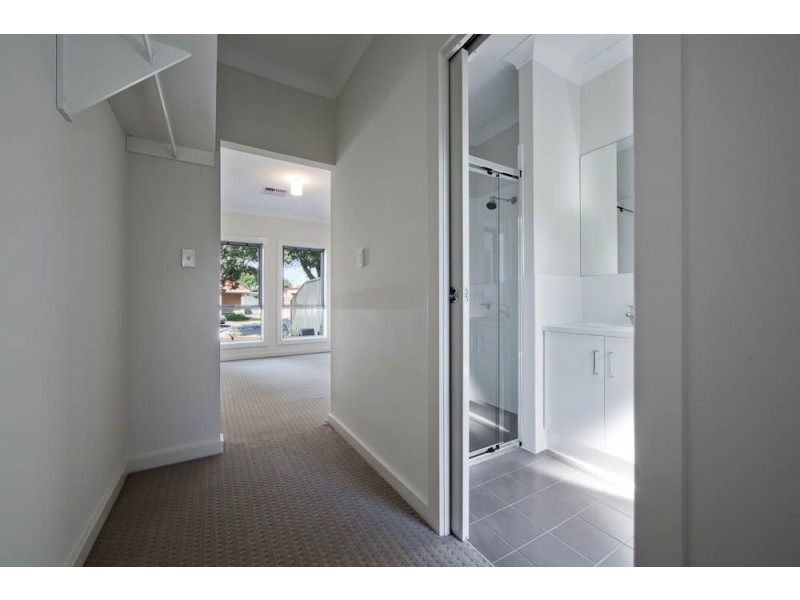 13a Centre Street, Largs Bay SA 5016