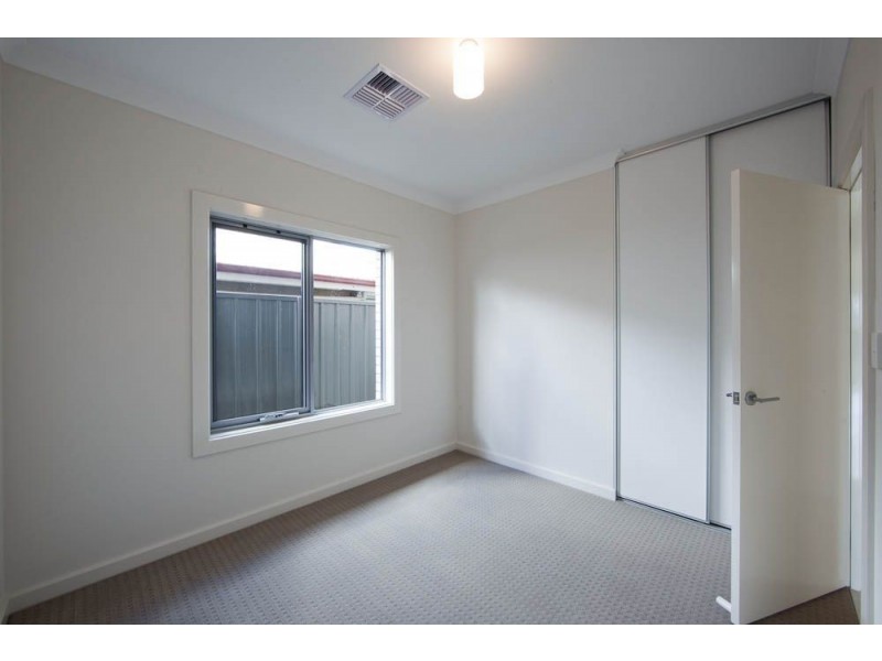 13a Centre Street, Largs Bay SA 5016