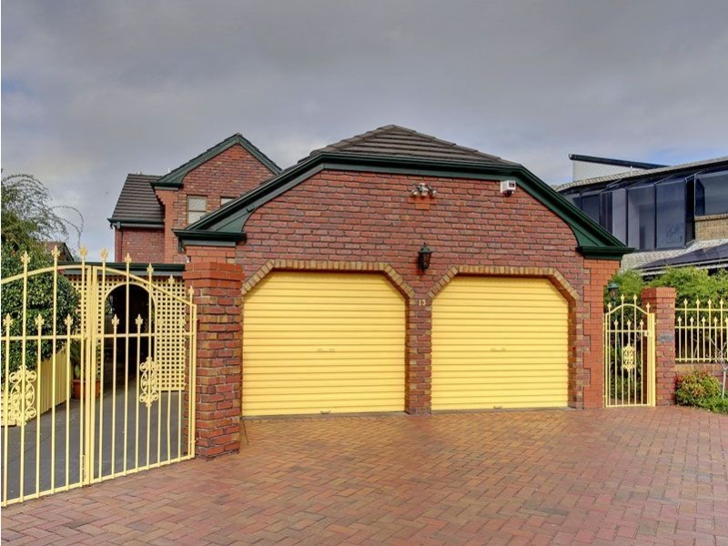 13 Waikiki Court, West Lakes SA 5021