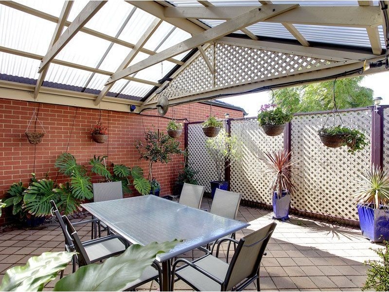 15 Fourth Avenue, Seaton SA 5023