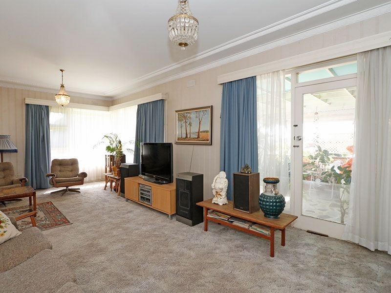 7 Surf Ave, West Beach SA 5024