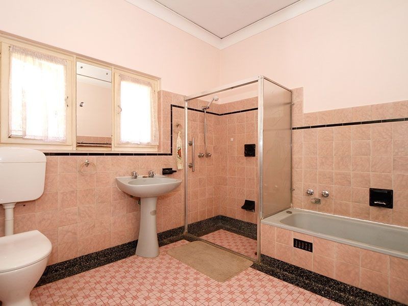 7 Surf Ave, West Beach SA 5024