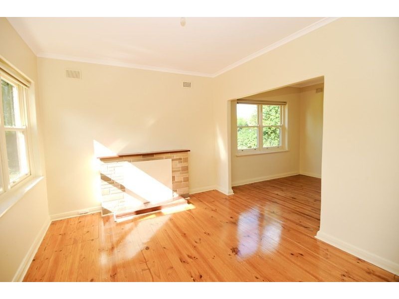 25 Clark Terrace, Seaton SA 5023
