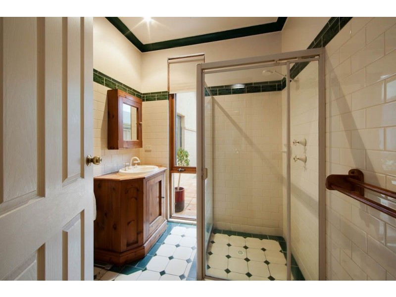 12 Bakers Road, Marleston SA 5033