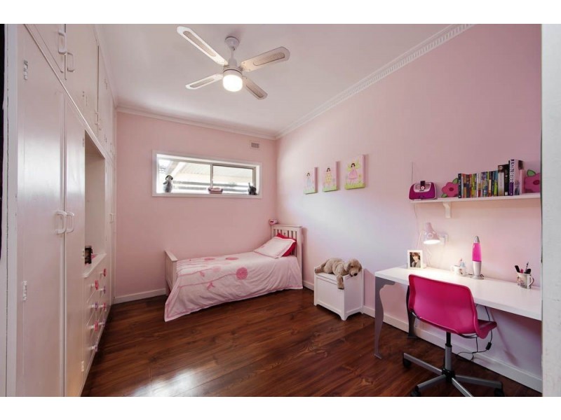 6 Rodgers Avenue, Henley Beach South SA 5022