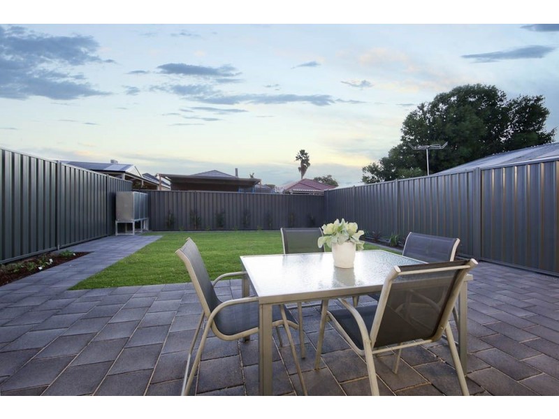 11 Sims Street, Henley Beach South SA 5022