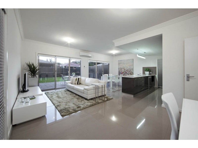 11 Sims Street, Henley Beach South SA 5022