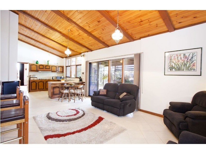 36 Antigua Grove, West Lakes SA 5021