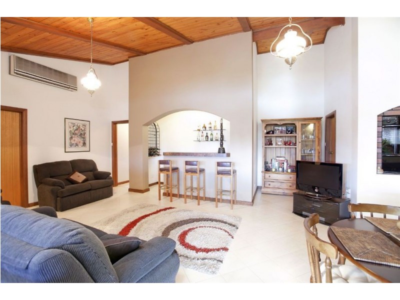 36 Antigua Grove, West Lakes SA 5021