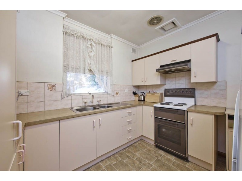 22 Glengowan Avenue, Brooklyn Park SA 5032