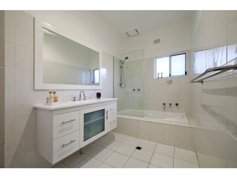 285 Military Road, Henley Beach SA 5022