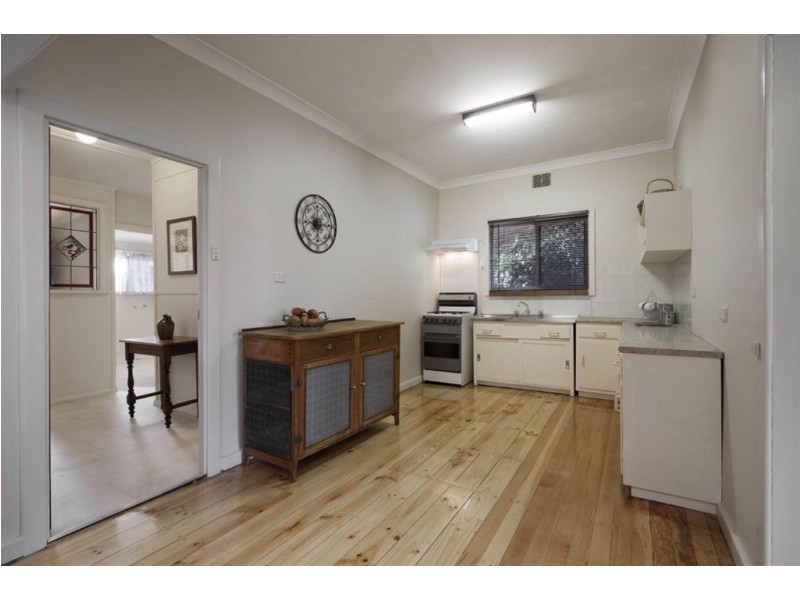 11 Melbourne Place, Alberton SA 5014