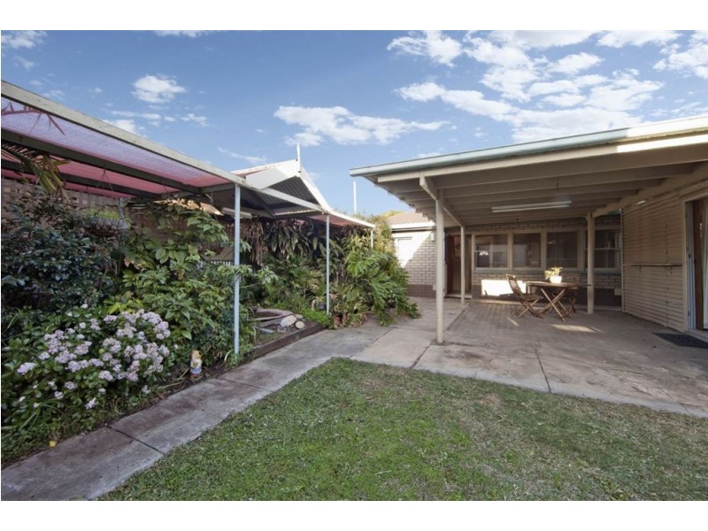 11 Melbourne Place, Alberton SA 5014