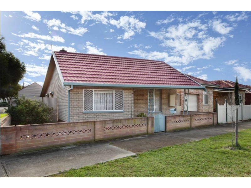 11 Melbourne Place, Alberton SA 5014