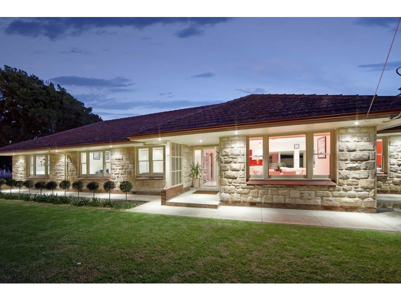 37 Jetty Street, Grange SA 5022