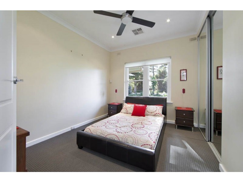 37 Jetty Street, Grange SA 5022