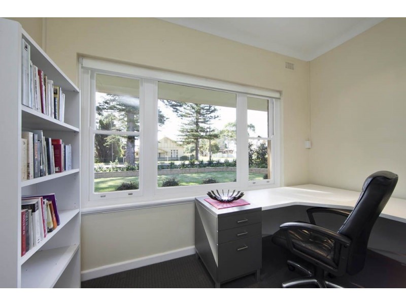 37 Jetty Street, Grange SA 5022