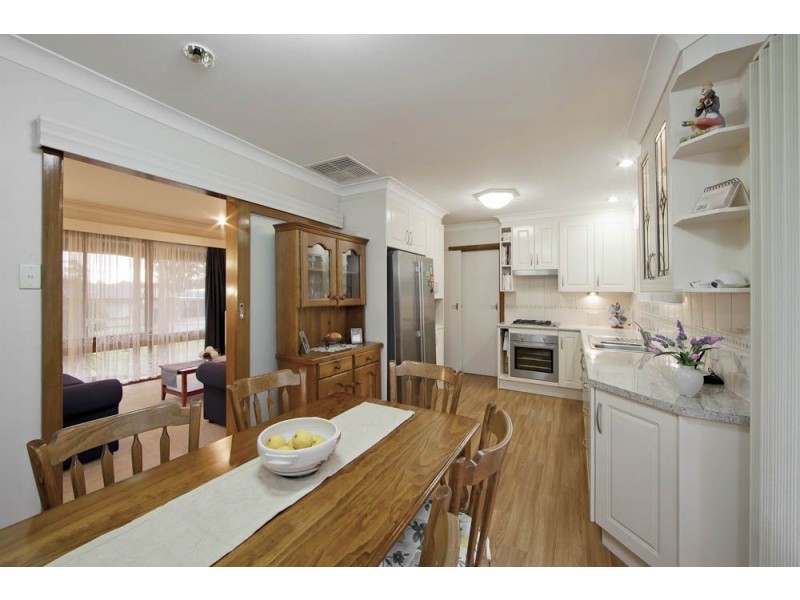 16 Albany Terrace, Valley View SA 5093