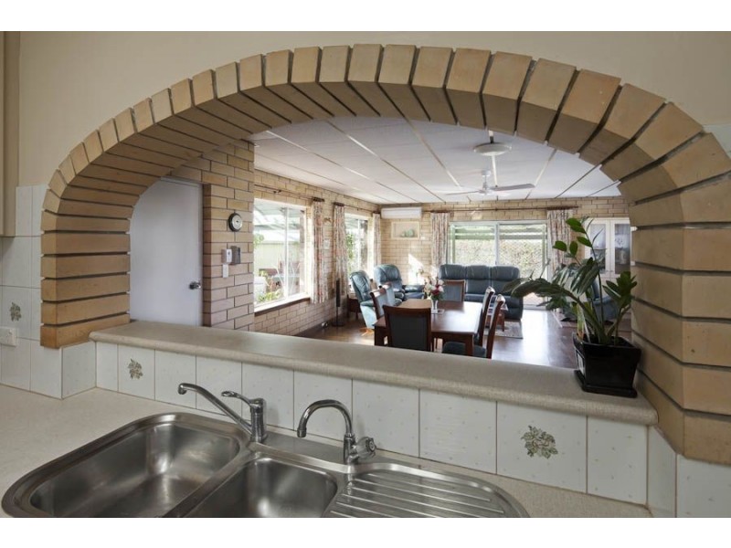 4 Swanwick Street, Henley Beach SA 5022