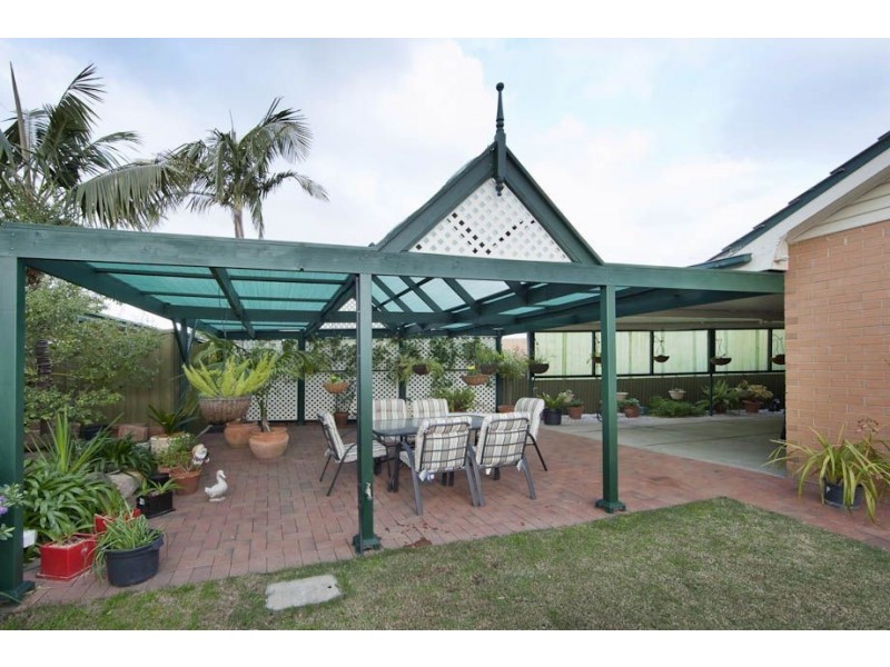 17 Silver Crescent, Grange SA 5022