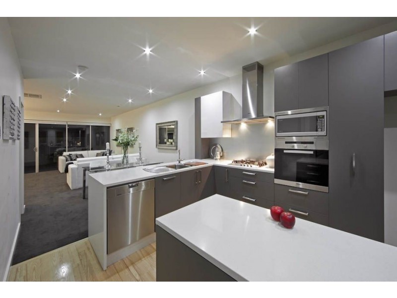 8c Gilmore Road, Henley Beach South SA 5022