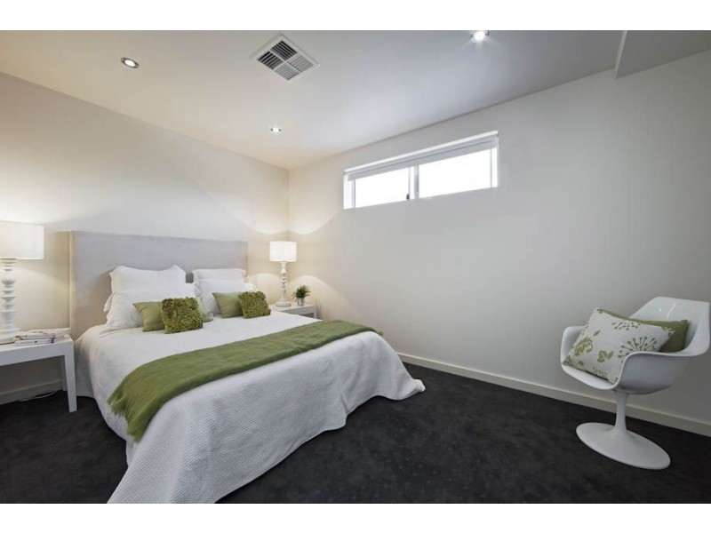 8c Gilmore Road, Henley Beach South SA 5022