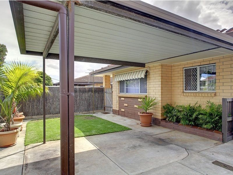 1/18 Military Road, West Beach SA 5024