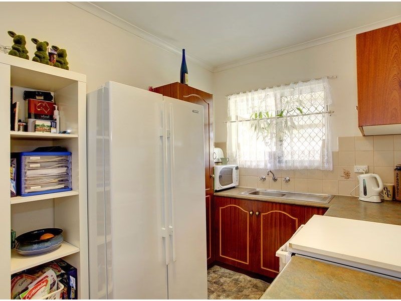 1/18 Military Road, West Beach SA 5024