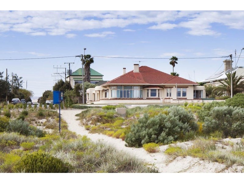 164 Esplanade, Largs Bay SA 5016